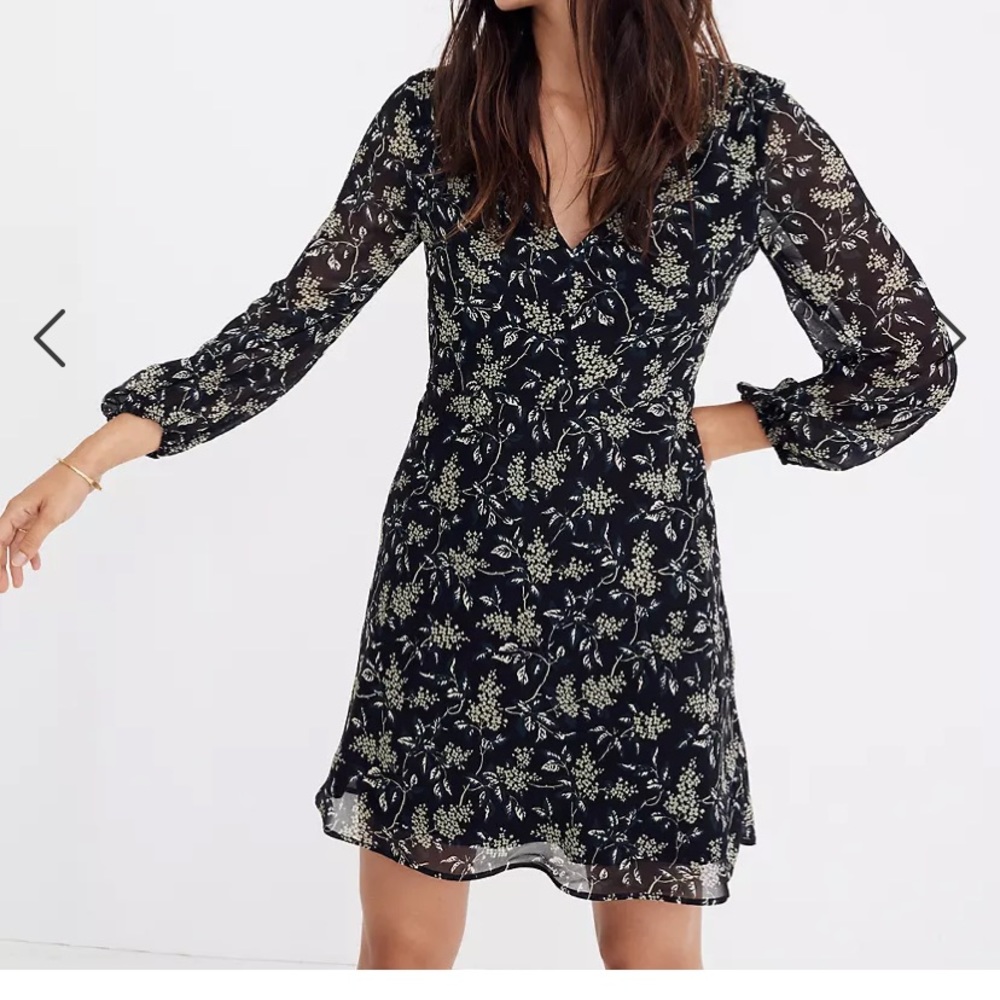 Madewell Marguerite Dress in Antique Flora 2